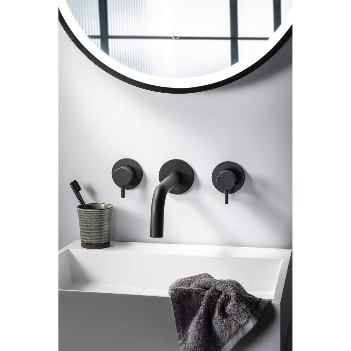 JTP Vos Matt Black Bath/Basin Spout (28439MB)
